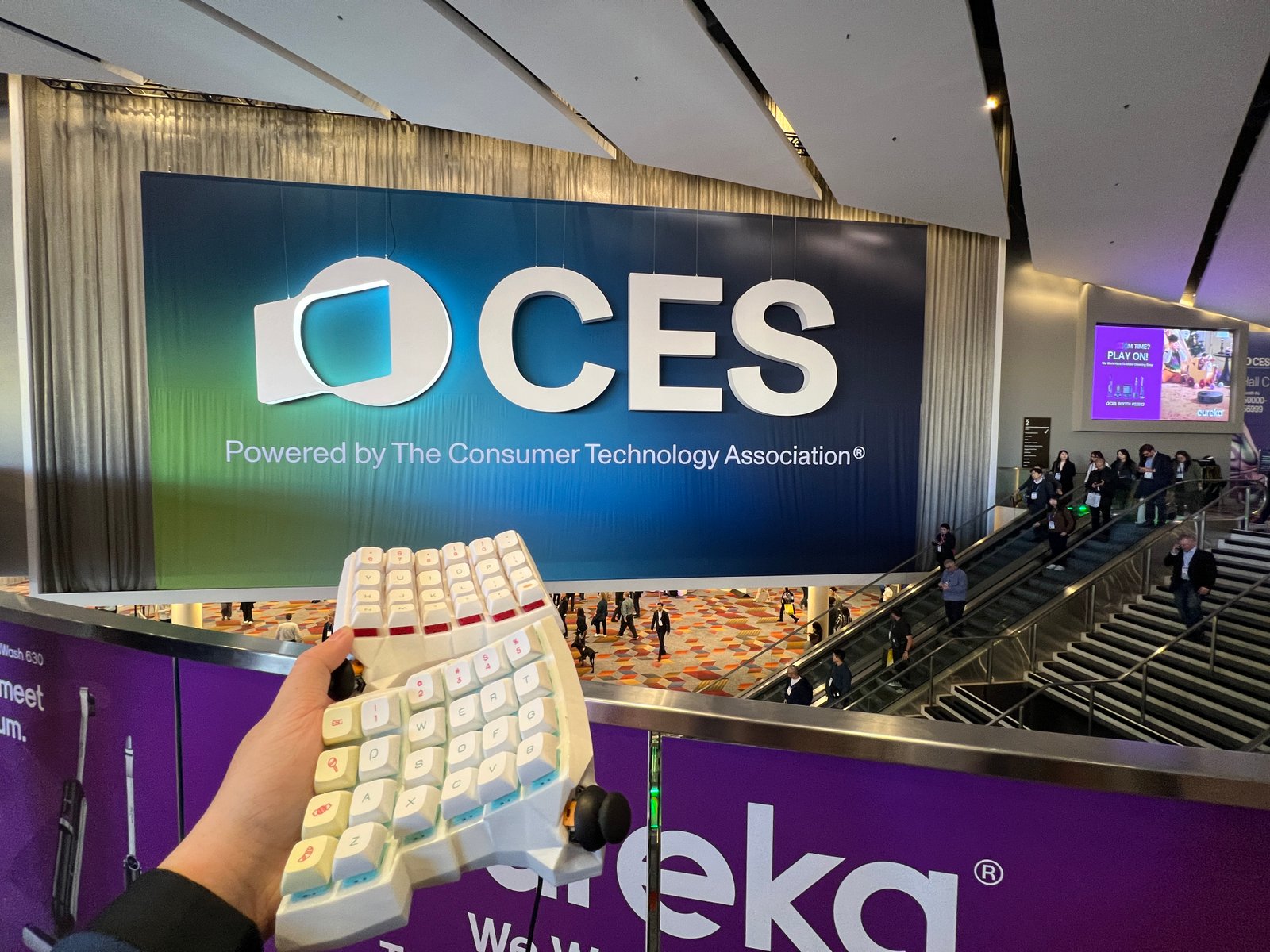 OS Keyboard showcased at CES booth